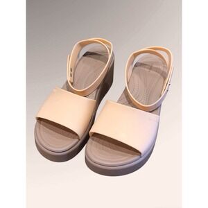 WOMEN'S CROCS‎ SHITAKE BROOKLYN ANKLE STRAP WEDGE BEACH/POOL SANDAL SIZE 9 NWOT